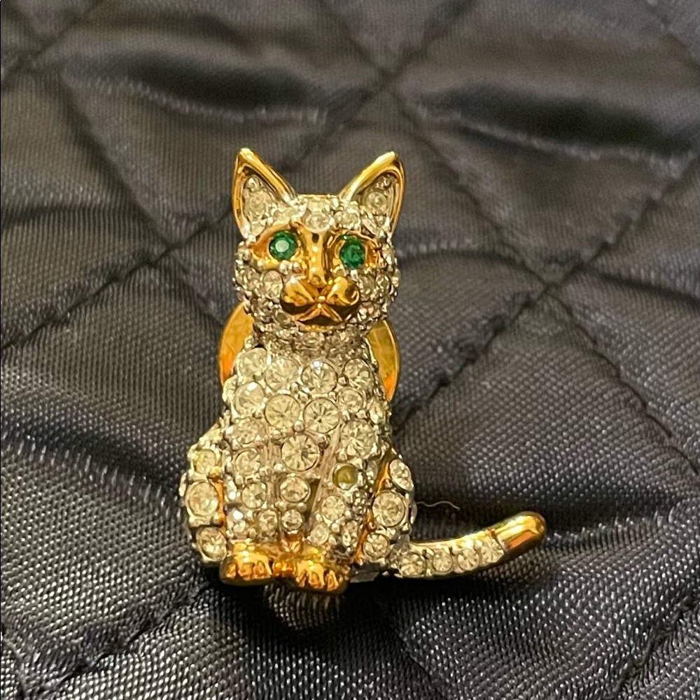 Retired Swarovski, signed kitten cat pin